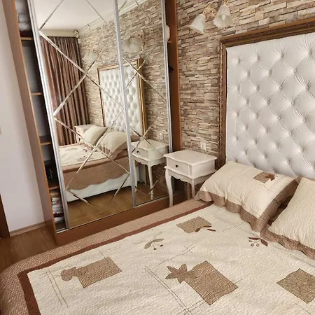 Sweet Homes Slăntjev Brjag